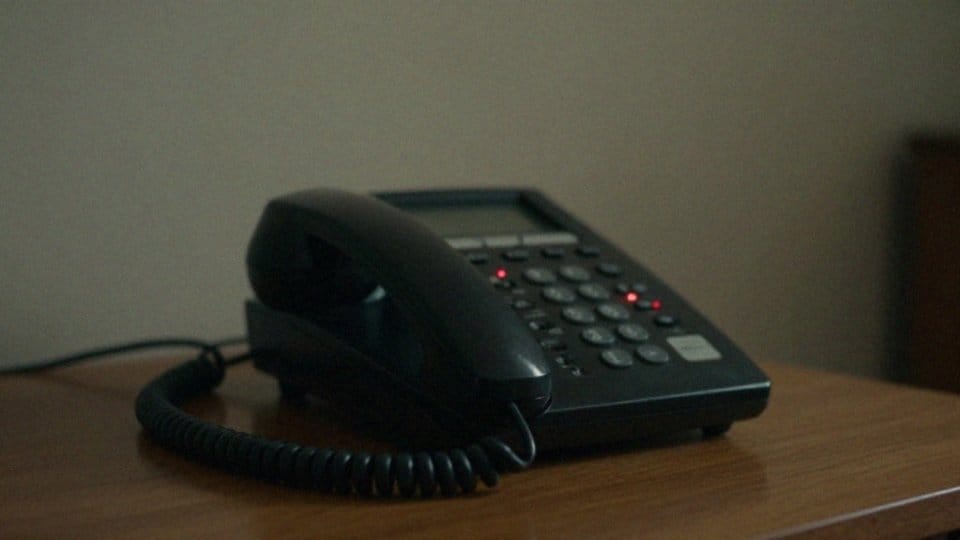 Co słyszy dzwoniący na zablokowany numer?