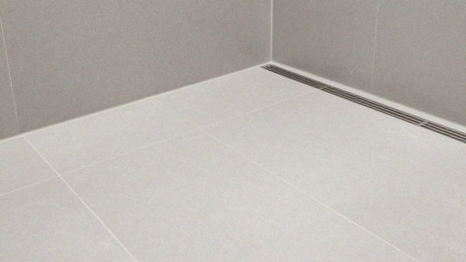 Jaki spadek pod prysznicem jest optymalny?